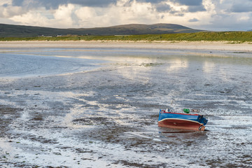 Fototapeta premium Sunset at Traigh nam Faoghailean on the Isle of North Uist