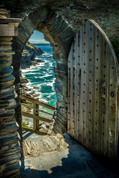 Das Tor Nach Tintagel Castle