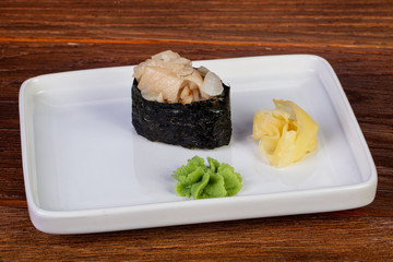 Japanese sushi gunkan dorado