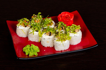 Japanese roll with mussel