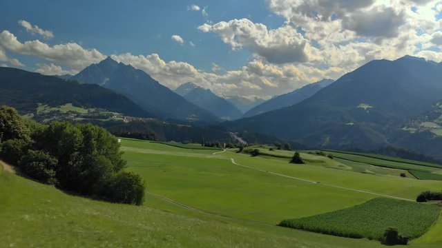 Flug Arial Shot Tirol Wipptal Europabruecke Austria Amazing sunny day long