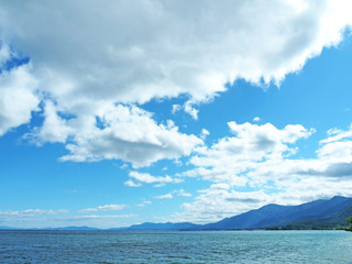 綺麗な青空と琵琶湖