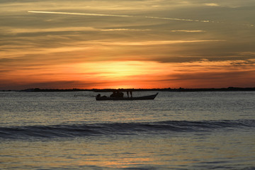 Fototapeta na wymiar Sonnenuntergang, Ngapali-Beach, Ngapali, Thandwe, Rakhine-Staat, Myanmar, Asien