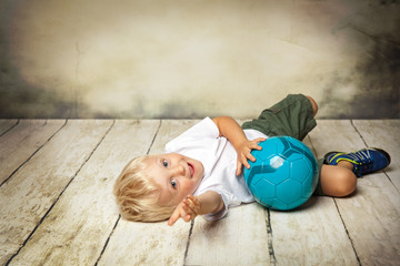 mit dem Ball spielen