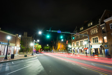Fototapeta na wymiar Boardway at night, in New Haven, Connecticut