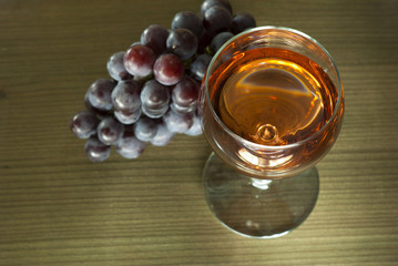 Wine, grapes