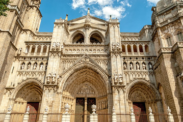 Puerta del perdon catedral de toledo - obrazy, fototapety, plakaty