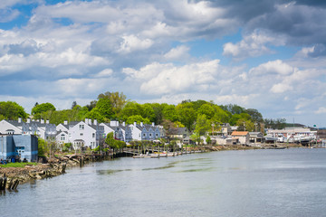 View of Fair Haven Heights, and the Quinnipiac River in New Haven, Connecticut - obrazy, fototapety, plakaty