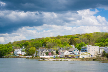 Fototapeta na wymiar View of Fair Haven Heights, and the Quinnipiac River in New Haven, Connecticut