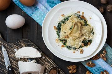 Ravioli with spinach, ricotta and nutmeg
