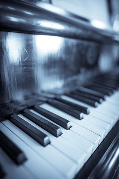 Piano keyboard closeup