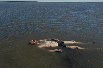 Man on mud procedures