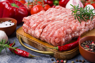Raw minced meat