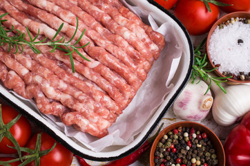 Raw minced meat