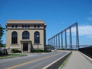 Electricity generating station and transmission lines near Niagara Falls
