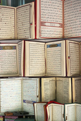 Bücher in arabischer Schrift im Bücherbasar, Großer Basar, Istanbul, Türkei, Europa, Asien