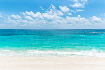 Fototapeta na wymiar A beautiful turquoise color beach