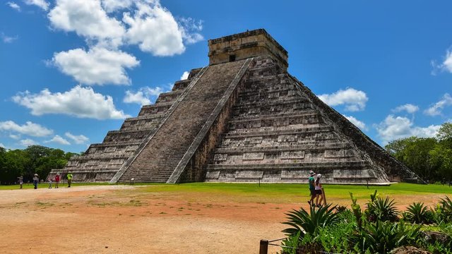 Time lapse of Tourists exploring the Mayan ruins of Chichen Itza, Yucatan, Mexico