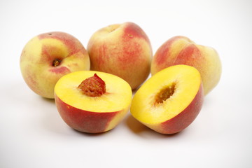 Obst der Saison: Pfirsiche