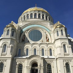 Naklejka premium Saint-Petersburg, the city on the Neva river