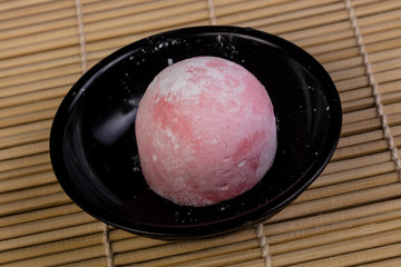 Delicious grape daifuku