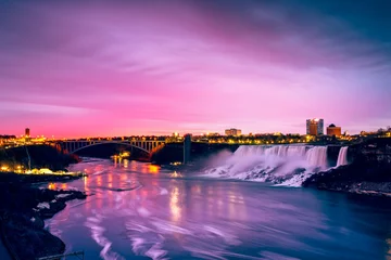 Gordijnen View of Niagara waterfalls during sunrise from Canada side © Aqnus