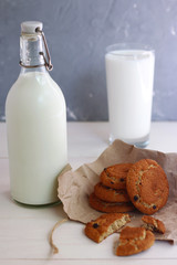 cookies with milk