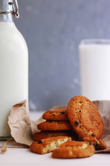 cookies with milk