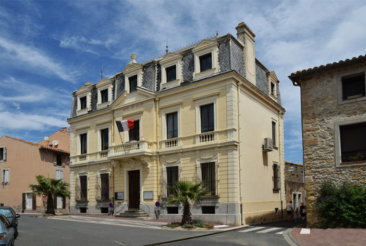 Mairie, hôtel de ville de La Palme, Aude, Languedoc, Occitanie.