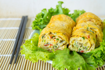 homemade egg rolls, vegetarian food
