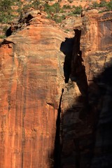 Split face in canyon wall