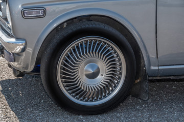 車のホイール　old Wheel of the car