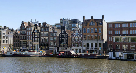 Naklejka premium The embankment of the Amstel River in the center of Amsterdam