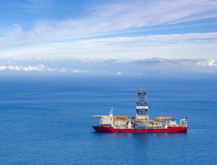 floating drilling platform on the ocean