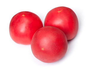 Few red tomatoes