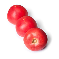 Few red tomatoes