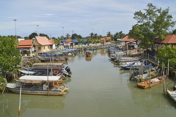 Fototapeta na wymiar the fisherman village at Malaccca, Malaysia