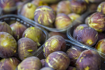 Fresh figs in market