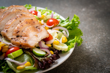 Healthy salad bowl with chicken breast