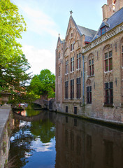 Naklejka premium Classic view of channels of Bruges.