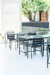 outdoor patio chair and table