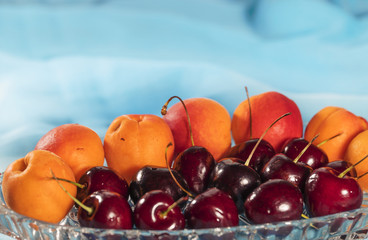 berries on the plate