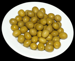 Deliciosa ración de aceitunas verdes, típica de la cocina española