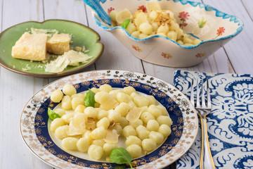 Potato gnocchetti with garlic and butter.