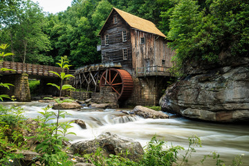 Fototapeta na wymiar Glade Creek Grist Mill