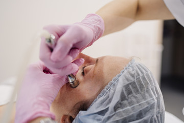 cosmetologist's procedure procedure