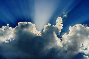 Clouds in sky with rays of sun