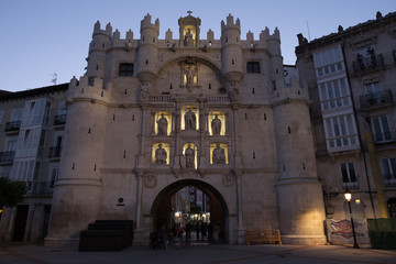 Fototapeta na wymiar Fassaden in Burgos, Castilla y León, Spanien