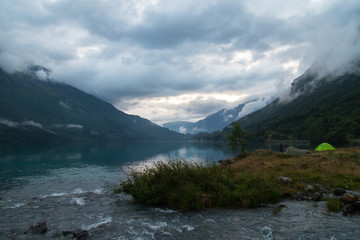 Fototapeta na wymiar Wild camping at the Lovatnet lake in Norway