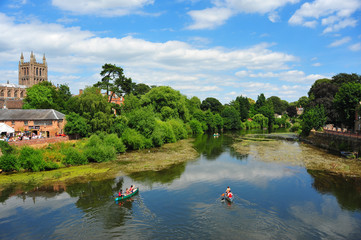Canoeing on the River Wye in hereford - obrazy, fototapety, plakaty